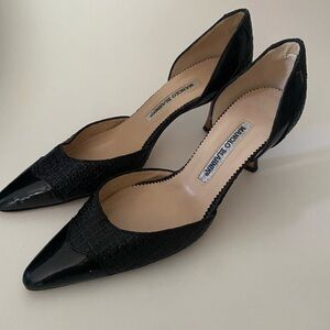 Manolo Blahnik Lumado Straw and Patent Shoes Black Size 37.5
